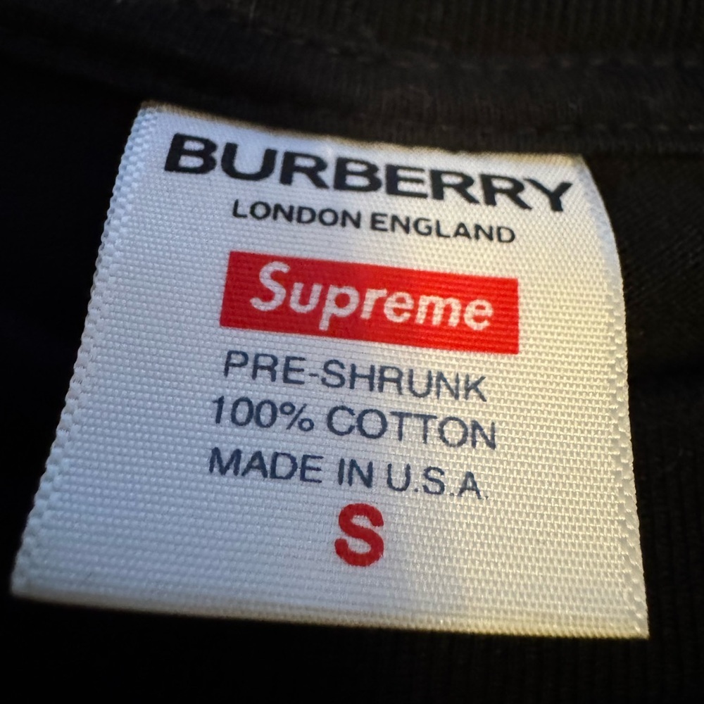 Supreme x Burberry Box Logo Tee (Black) - small - Picture 7 of 7